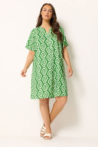 Robe Plissée Devant Verte À Motif Ikat Géométrique Size 58-60 - Yours - Modalova