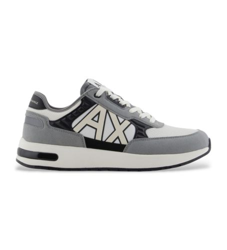 Til mænd. XUX090XV276U665 Træningssko Düsseldorf (45), Fast, Blonder, Casual - Armani Exchange - Modalova
