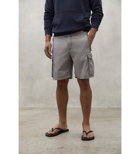 Til mænd. MCMGAPCALISN0072S24-132 Cargo shorts Aliste gis (32), Casual, , Bæredygtig, Genanvendt nylon - ECOALF - Modalova