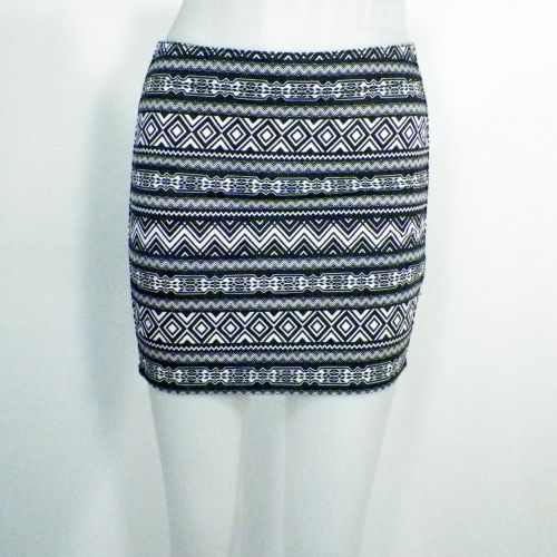 Jupe Noire/ Blanche H&M T 36 - h&m - Modalova
