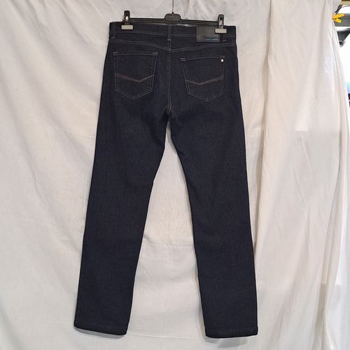 JEANS T46L, Bleu Noir de marque "". Coupe droite - pierre cardin - Modalova