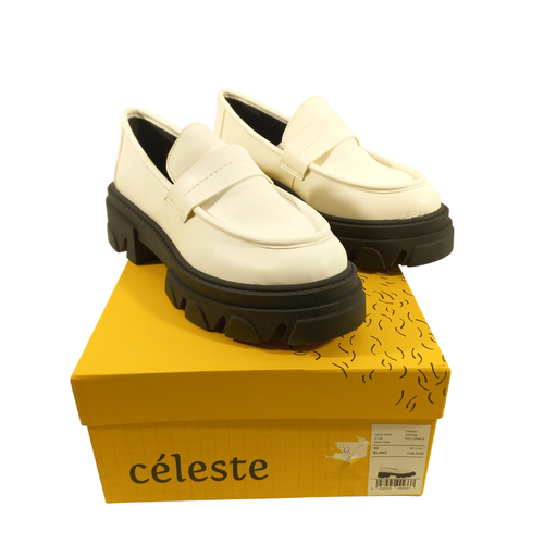 PAIRE DE MOCASSIN P:40 MARQUE - studio celeste - Modalova