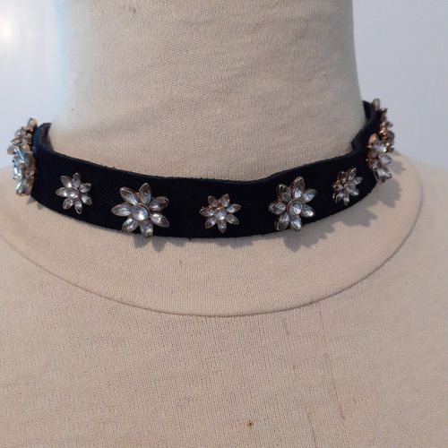 Collier en velours et brillants - zara - Label Emmaus - Modalova