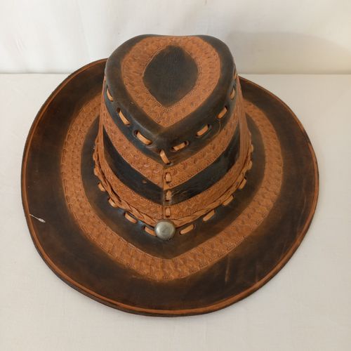 Ancien Chapeau de cowboy en cuir fait au Mexique depuis 1989 - Label Emmaus - Modalova