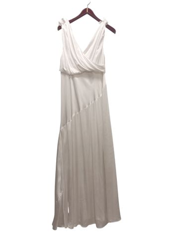 Robe de mariée fluide dos nu marque Amarildine - Label Emmaus - Modalova