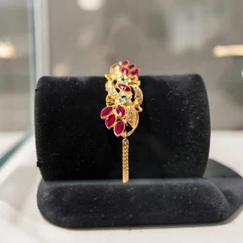 Joli bracelet fin de qualité aux différents cristaux - Label Emmaus - Modalova
