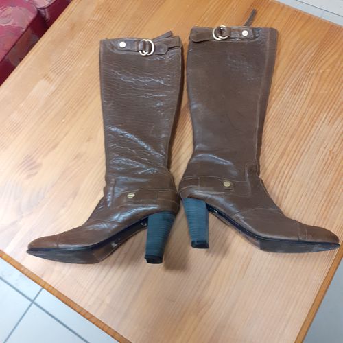 Belle paire de bottes cuir T41 - hugo boss - Modalova