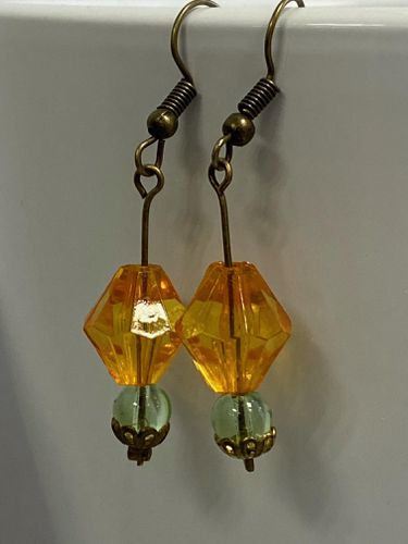 Boucles d'oreille, pendants en perles recycles de style vintage - Label Emmaus - Modalova