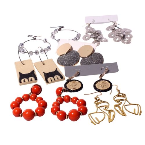 Sept paires de boucles d'oreille - Label Emmaus - Modalova