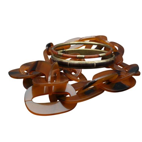 Sautoir imitation écaille et bracelets - Label Emmaus - Modalova