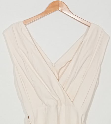 Robe Neuve Mango - S - drape cru, dcollet V, sans manche - mng - Modalova