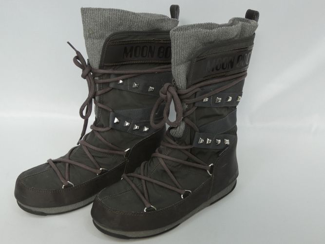 Paire de s de couleur marron et gris T.41 - moon boot - Modalova