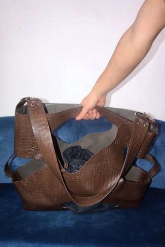 PIECE UNIQUE: Sac Cabas Scale XL "croco" en cuir recycl - jeu de matires - Modalova