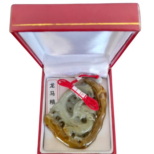 COLLIER Amulette chinois, pendentif Jade, couleur - Label Emmaus - Modalova