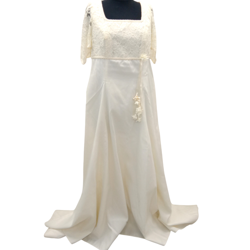 Robe de marie blanche pas de taille - Label Emmaus - Modalova