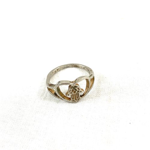 Bague avec un coeur et une main de Fatima  l'intrieur - Label Emmaus - Modalova