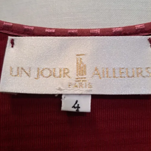 PULL "Lie de Vin" de marque "" - Taille 4 - un jour ailleurs - Modalova