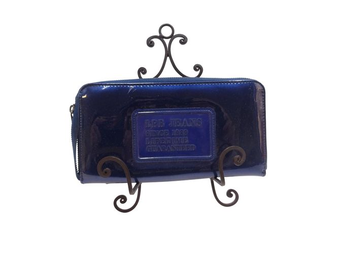 Pochette vernie "LPB" - LPB - Modalova