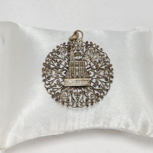 Pendentif - mdaillon - argent - Strasbourg - ancien - cathdrale - Label Emmaus - Modalova