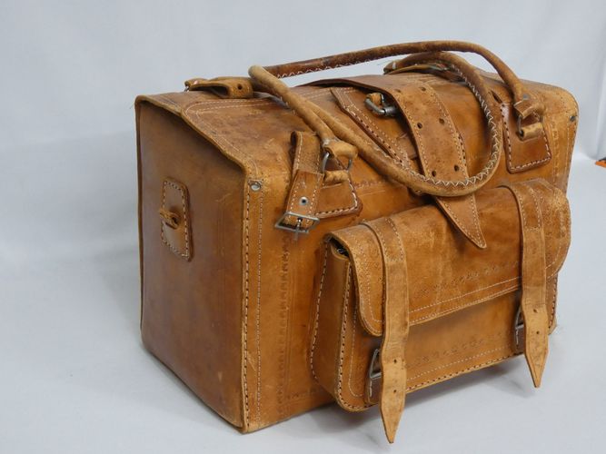 Sac de voyage artisanal en cuir - Label Emmaus - Modalova