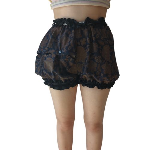 Short de Créatrice - Collection Upcyclée CartouCirc - Label Emmaus - Modalova