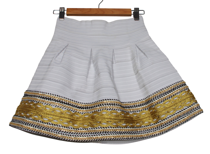 Jupe Le show Room- 32- blanche avec broderie dore - le show room paris - Modalova