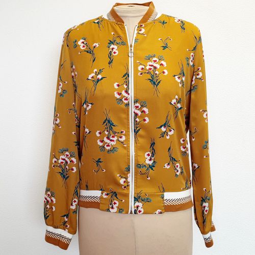 Veste lgre  motif "" - T1 - les petites fleurs - Modalova