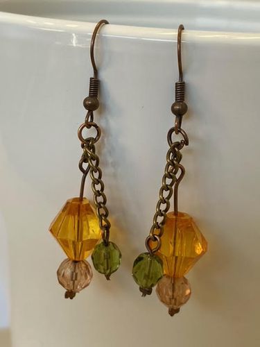 Boucles d'oreilles en perles et chaines recycles de style vintage - Label Emmaus - Modalova