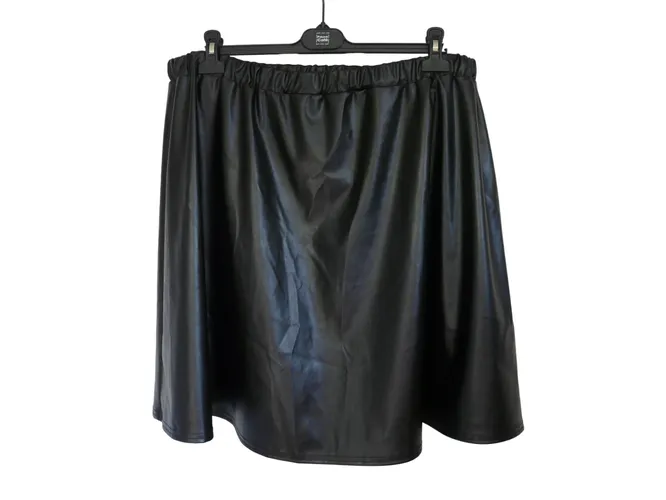 BF269 - Jupe en simili cuir - Taille 54 - boohoo - Modalova