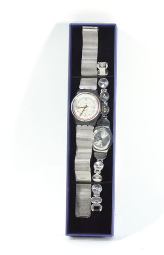 Lot de montres Swatch - swatch - Modalova