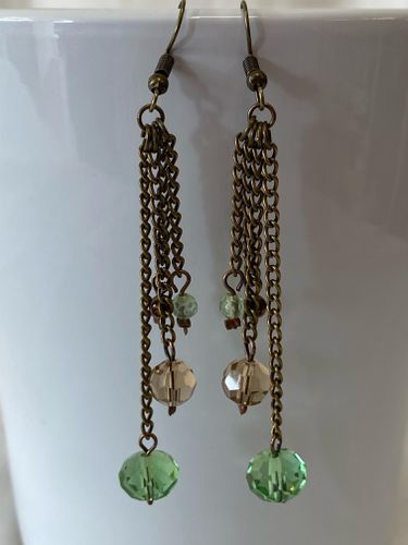 Boucles d'oreilles, pendants, en perles et chaines recycles style vintage - Label Emmaus - Modalova