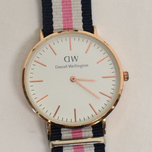 Montre mouvement  quartz - daniel wellington - Modalova