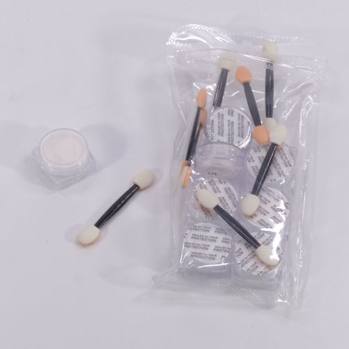 Maquillage paillette lgre pour paupires avec applicateurs - Label Emmaus - Modalova