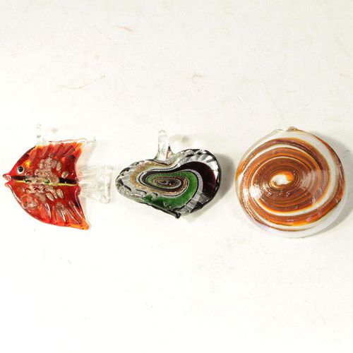 Pendentifs en verre formes diffrentes faon "Murano" - Label Emmaus - Modalova