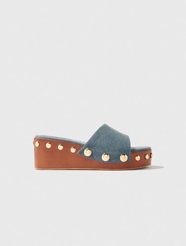 Mules Compensées En Denim À Studs - Maje - Modalova