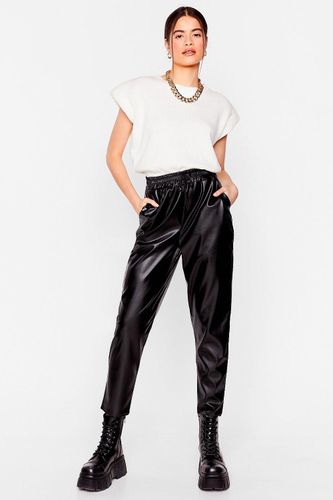 Pantalon De Jogging Court En Simili Je Suis En État De Jog - 34 - Nasty Gal - Modalova