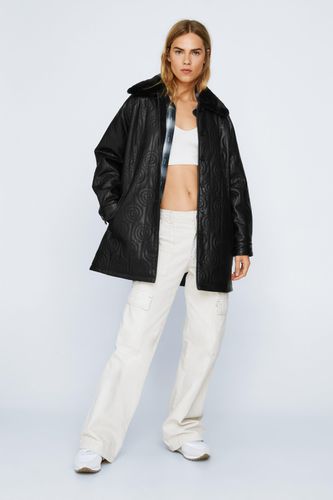 Manteau En Simili Imprimé À Col En Fausse Fourrure - 34 - Nasty Gal - Modalova