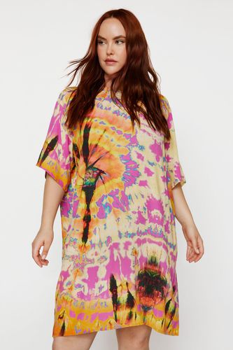 Grande Taille - Dressing Gown T-Shirt Tie Dye - - 46 - Nasty Gal - Modalova