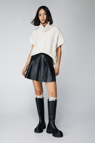 Essentials Real Leather Flippy Skirt - - 34 - Nasty Gal - Modalova