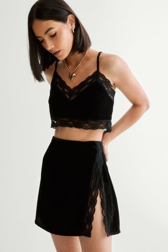 Velvet Lace Trim Split Mini Skirt - 34 - Nasty Gal - Modalova