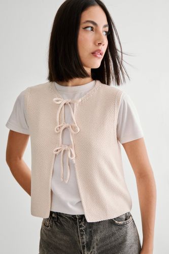Tie Front Knitted Vest - One Size - Nasty Gal - Modalova