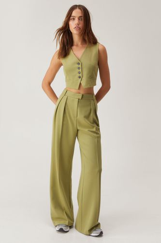 Tailored Pleat Detail Straight Leg Trouser - 32 - Nasty Gal - Modalova