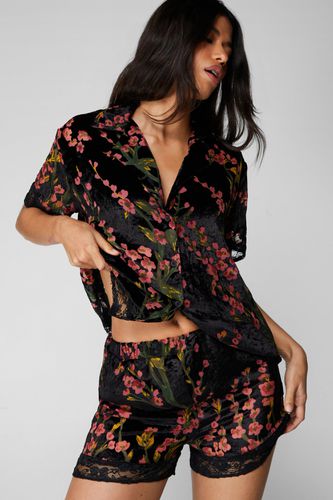 Pyjama En Dentelle Premium Avec Chemise Et Short - S - Nasty Gal - Modalova