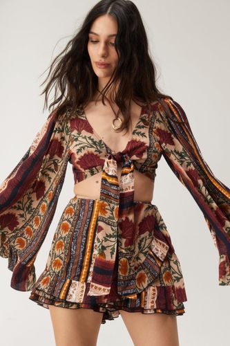 Floral Stripe Frill Hem Wrap Skort - 38 - Nasty Gal - Modalova