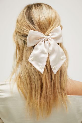 Embellished Pearl Oversized Hair Bow Clip - - One Size - Nasty Gal - Modalova
