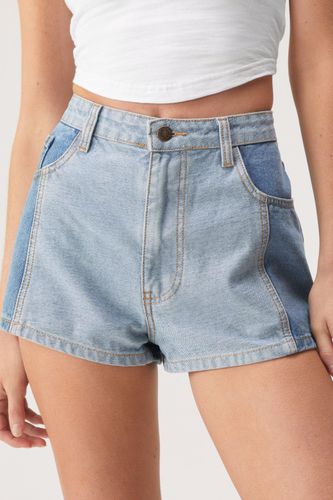 Two Tone Color Block Denim Shorts - 34 - Nasty Gal - Modalova