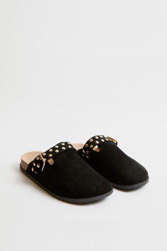 Faux Suede Studded Buckle Mule - 39 - Nasty Gal - Modalova