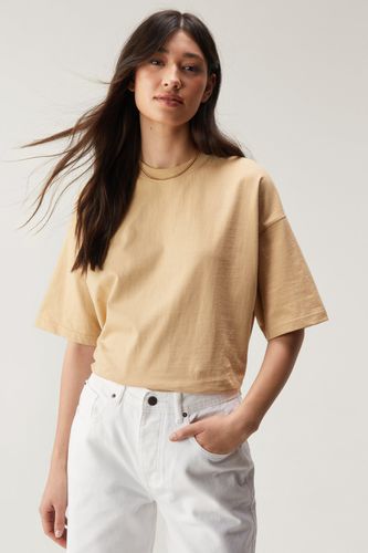 Basic T-Shirt - Beige - L - Nasty Gal - Modalova