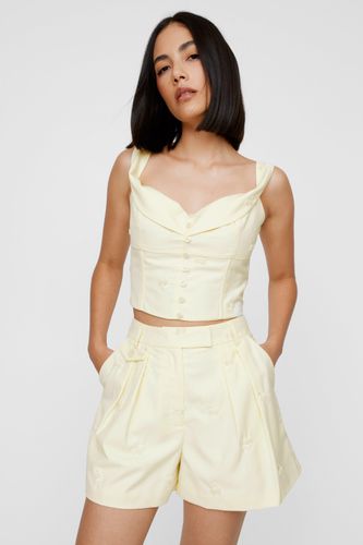 Cherry Embroidered Tailored City Short - 34 - Nasty Gal - Modalova