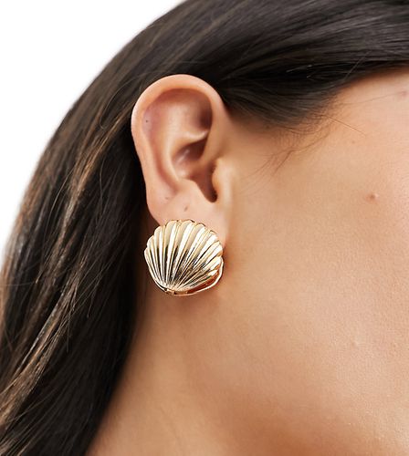 Clous d'oreilles coquillage tendance en plaqué or 18 carats - 8 Other Reasons - Modalova